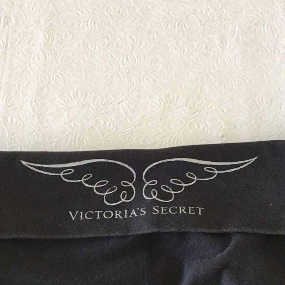 Victoria Secret Super Model Essentials - image 2